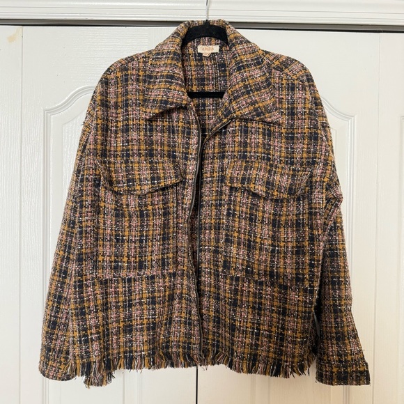 Woman’s jacket featuring Plaid Design - Picture 1 of 5